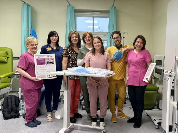 Rękawice i skarpety chłodzące od Fundacji Słonko