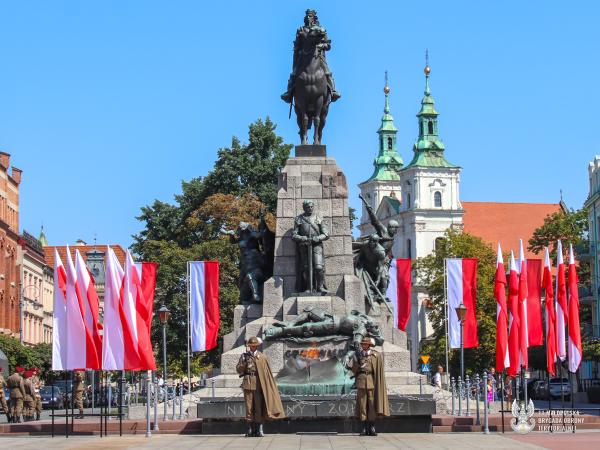 uroczystosc na placu Matejki w krakowie